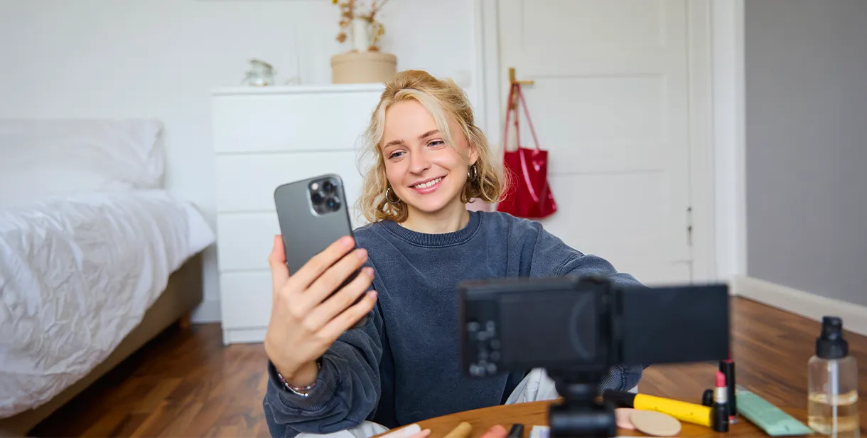 AI system identifying and curating high-performing customer content